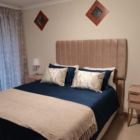 Rooikrans Guest House 约翰内斯堡 外观 照片