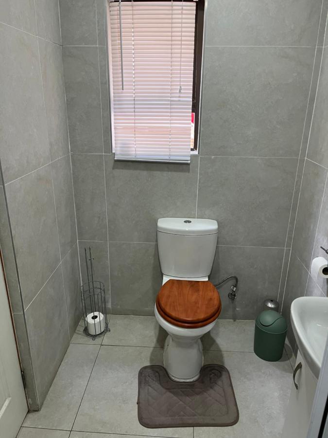Rooikrans Guest House 约翰内斯堡 外观 照片
