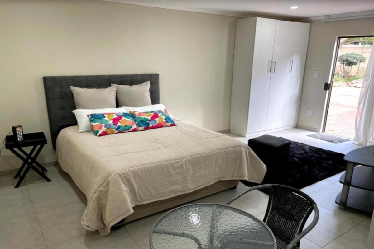 Rooikrans Guest House 约翰内斯堡 外观 照片